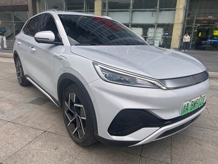 Фото 3 - BYD Yuan Plus