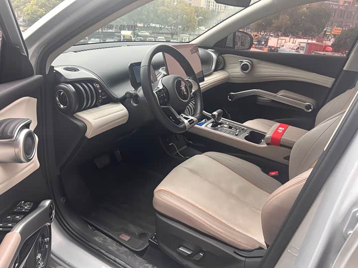 Фото 4 - BYD Yuan Plus