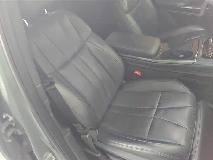 Фото 8 - Nio ES8