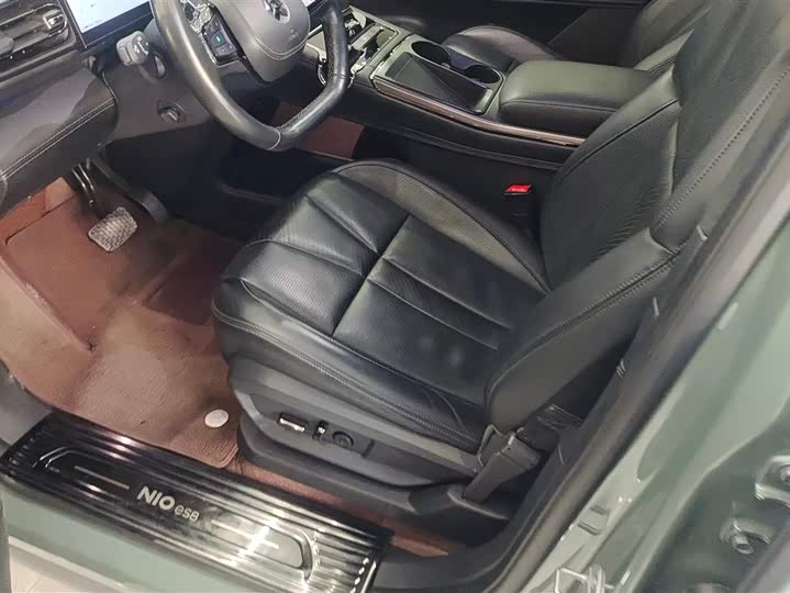 Фото 9 - Nio ES8