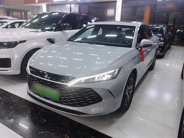 Фото 1 - BYD Qin L