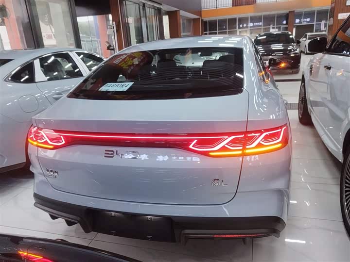 Фото 6 - BYD Qin L