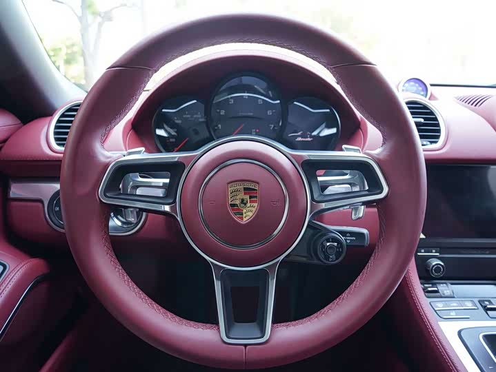 Фото 6 - Porsche 718