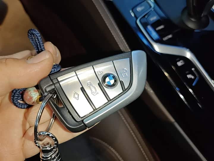 Фото 9 - BMW 5 Series Hybrid