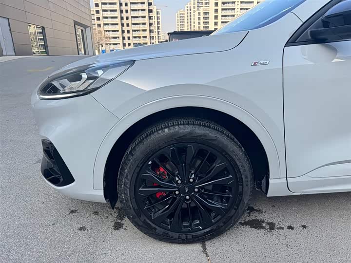 Фото 3 - Ford Escape