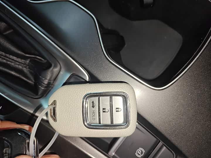 Фото 9 - Honda Accord