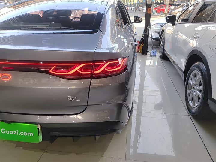 Фото 8 - BYD Qin L