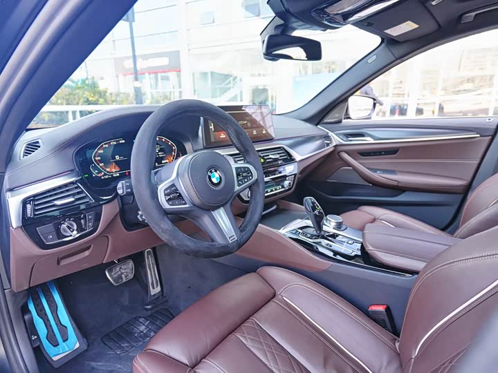 Фото 6 - BMW 5 Series