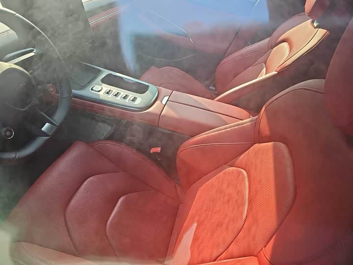 Фото 5 - Xiaomi SU7