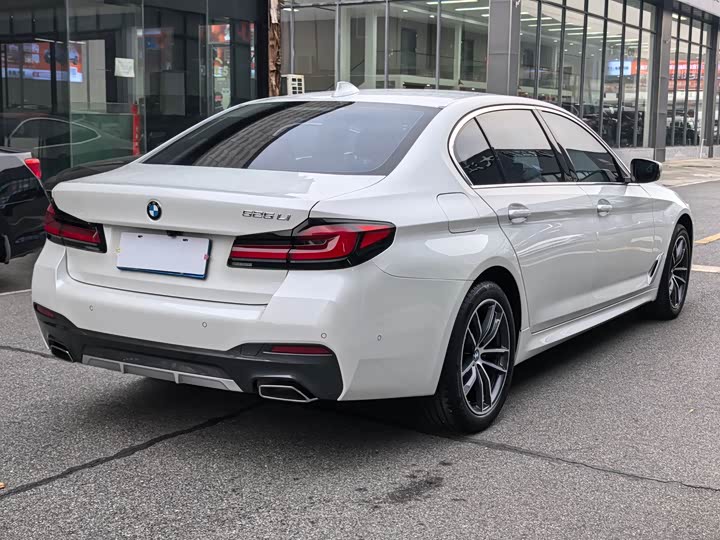 Фото 7 - BMW 5 Series