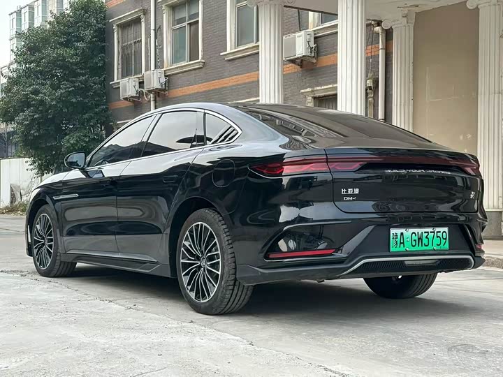 Фото 7 - BYD Han