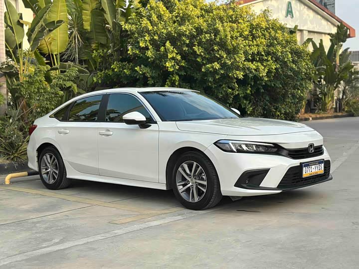 Фото 3 - Honda Civic