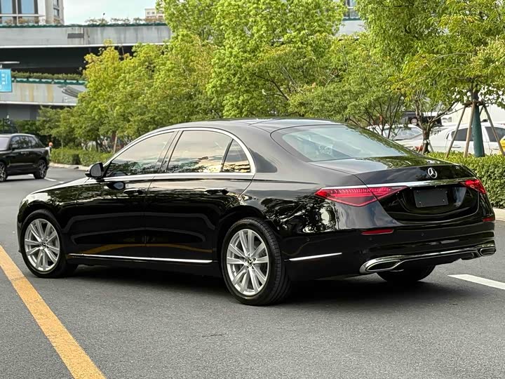 Фото 6 - Mercedes-Benz S-Class