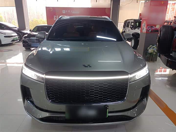 Фото 3 - LiXiang One