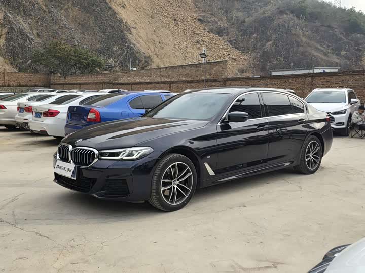 Фото 3 - BMW 5 Series