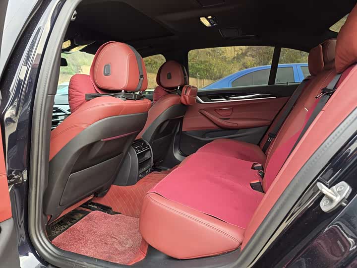 Фото 7 - BMW 5 Series