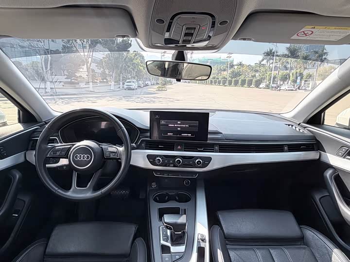 Фото 5 - Audi A4L