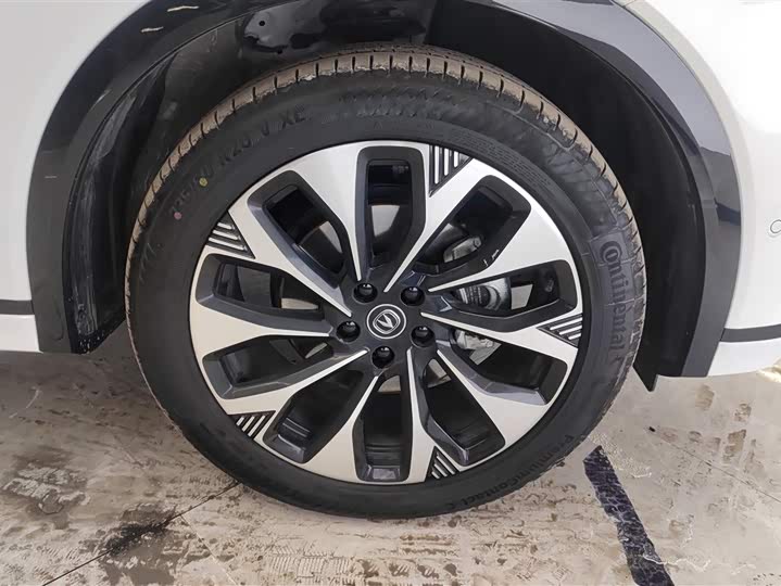 Фото 6 - Changan CS75 Plus