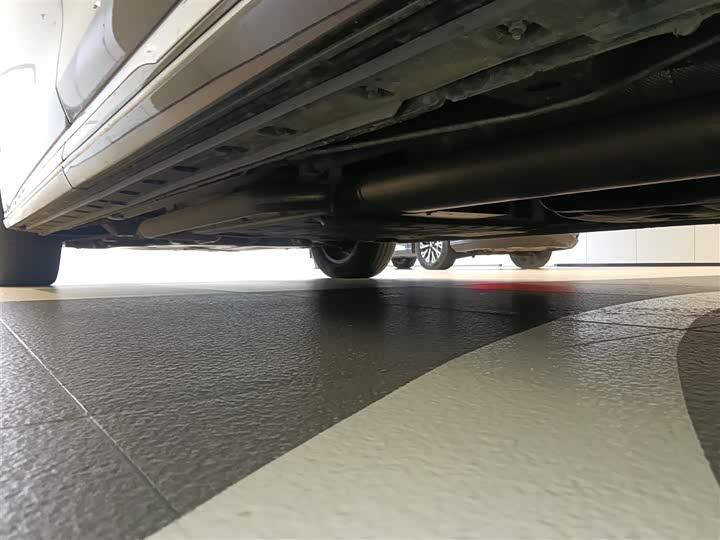 Фото 6 - Hongqi HQ9 Hybrid