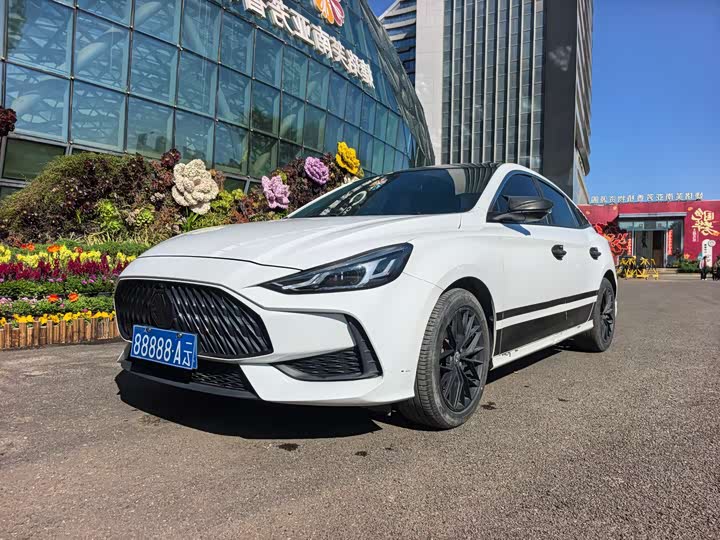 Фото 1 - MG Motor 5