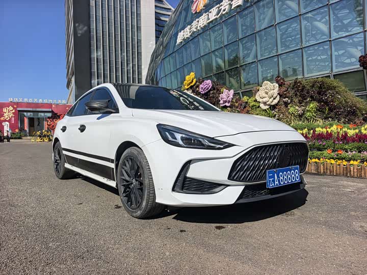 Фото 3 - MG Motor 5