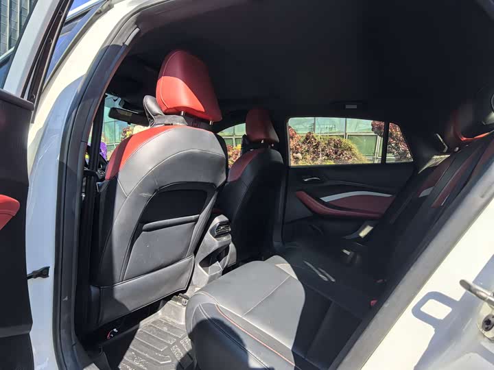 Фото 9 - MG Motor 5