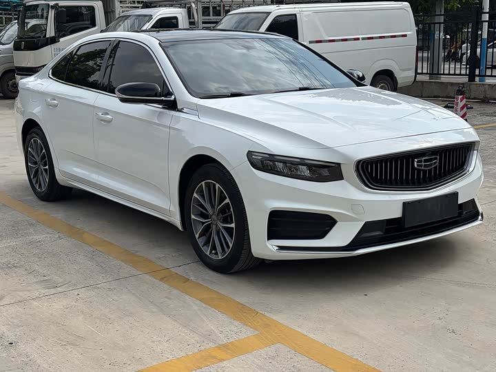 Фото 2 - Geely Preface