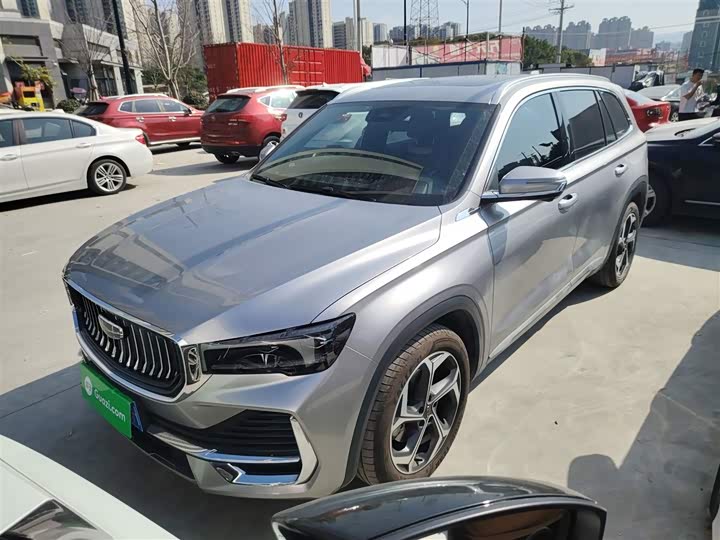 Фото 2 - Geely Monjaro