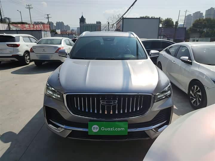 Фото 3 - Geely Monjaro