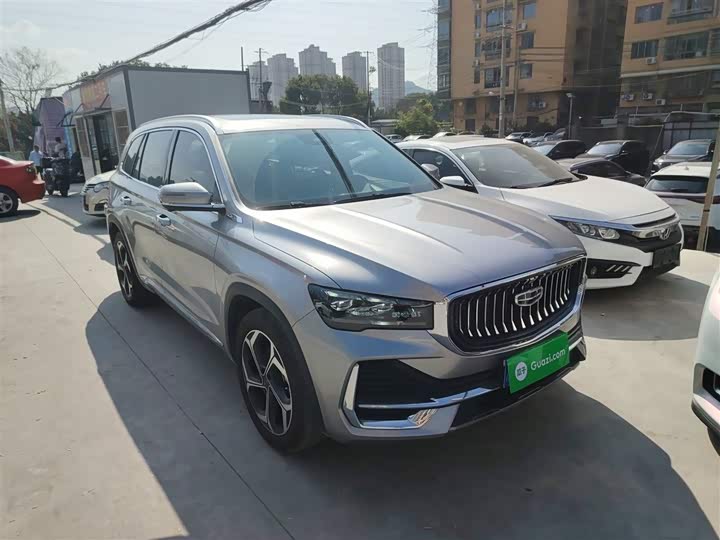 Фото 4 - Geely Monjaro