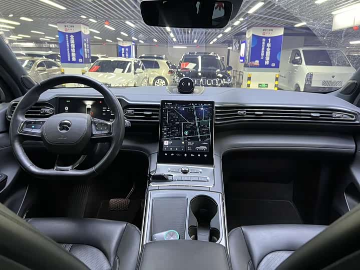 Фото 8 - Nio ES6