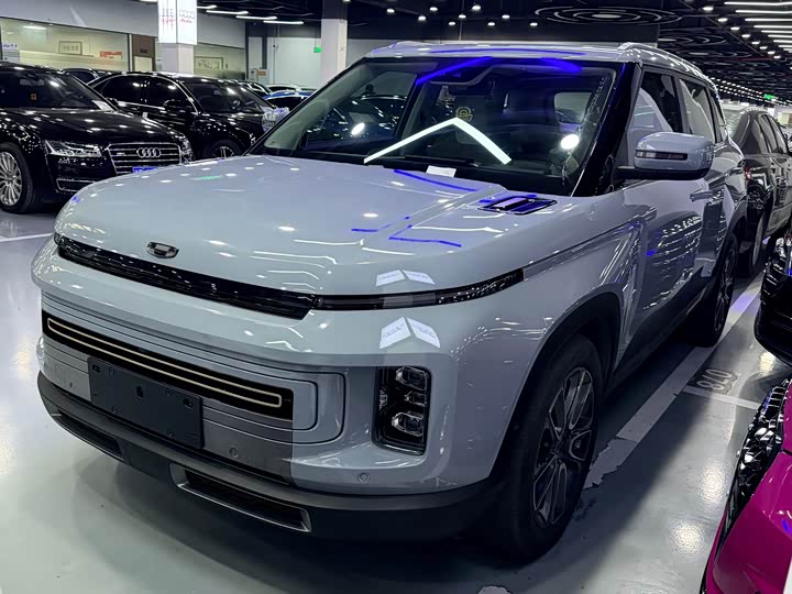 Фото 1 - Geely Icon