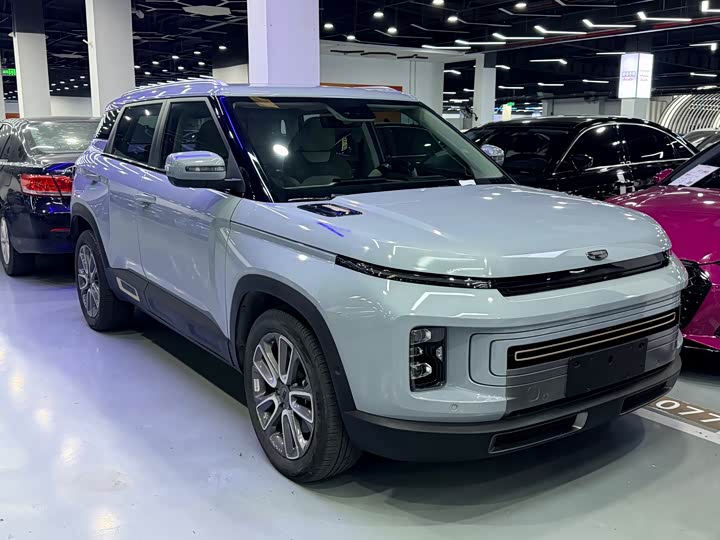 Фото 2 - Geely Icon