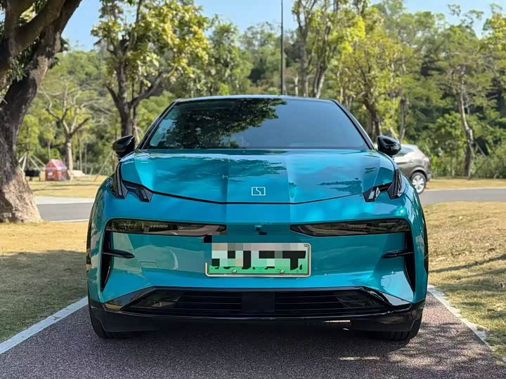 Фото 3 - Zeekr X