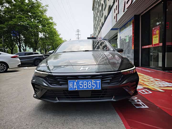 Фото 2 - Hyundai Elantra N line