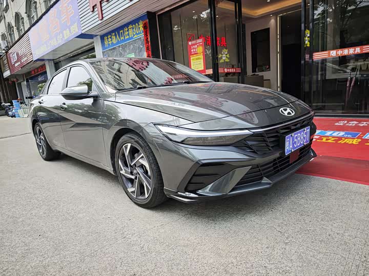 Фото 3 - Hyundai Elantra N line