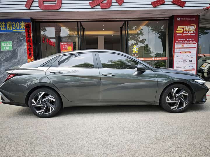 Фото 4 - Hyundai Elantra N line