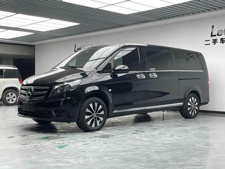 Фото 1 - Mercedes-Benz Vito