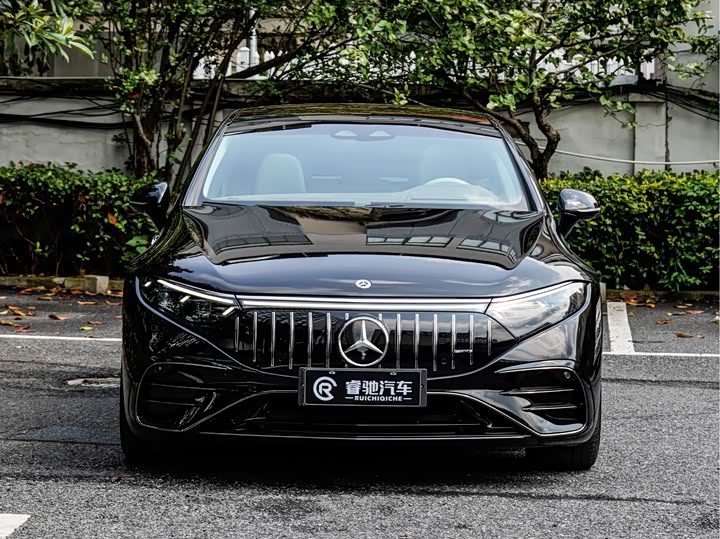 Фото 2 - Mercedes-Benz EQS AMG