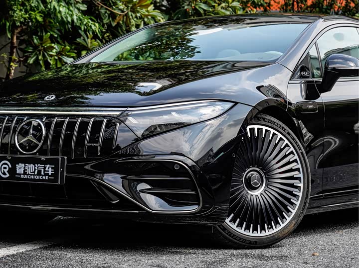 Фото 7 - Mercedes-Benz EQS AMG