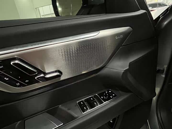 Фото 5 - Cadillac CT6