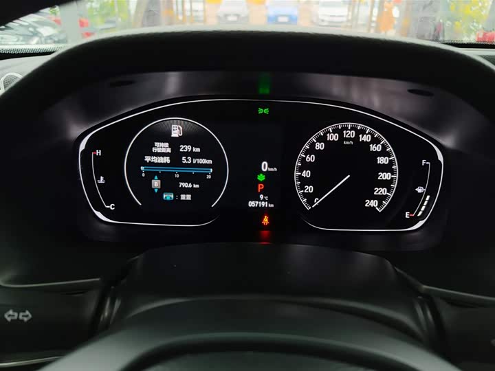 Фото 8 - Honda Accord