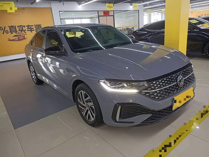 Фото 4 - Volkswagen Lavida