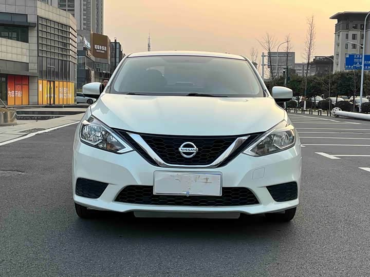 Фото 1 - Nissan Sylphy