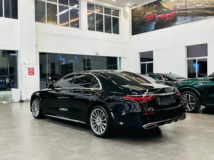 Фото 4 - Mercedes-Benz S-Class