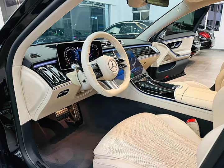 Фото 6 - Mercedes-Benz S-Class