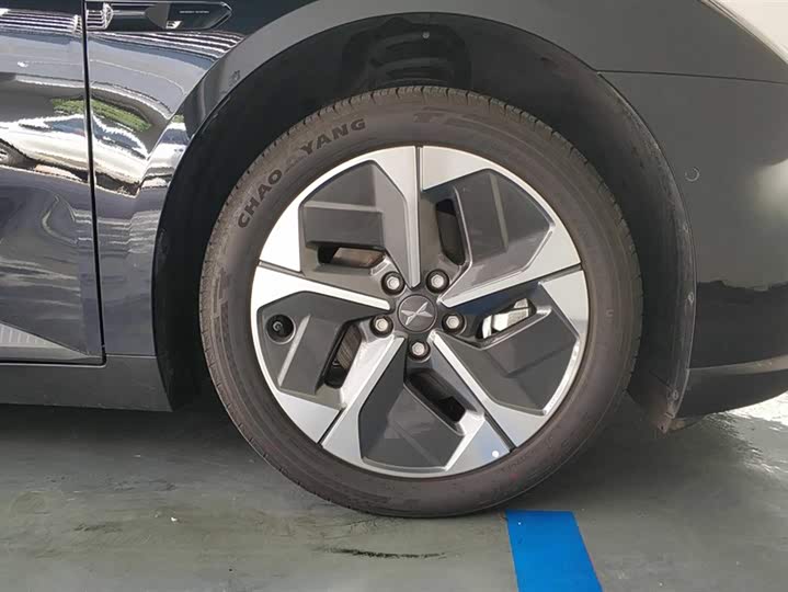 Фото 6 - XPeng Mona M03