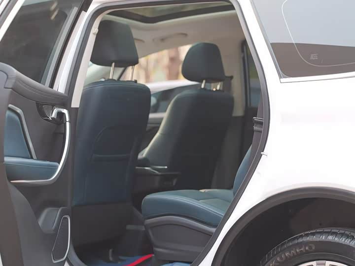 Фото 5 - Geely Jiaji