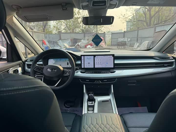 Фото 8 - Geely Jiaji