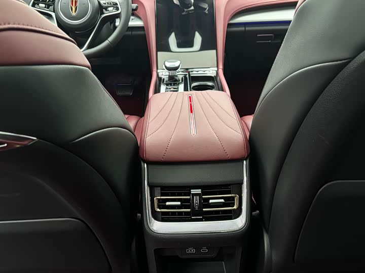 Фото 7 - Hongqi H5